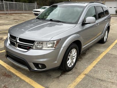 Used 2016 Dodge Journey SXT w/ Comfort/Convenience Group
