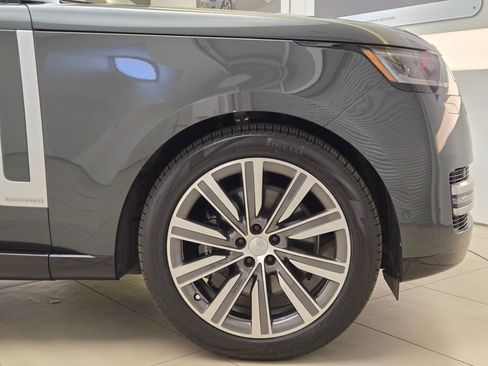 Used 2024 Land Rover Range Rover Long Wheelbase Autobiography AWD/4WD image 7