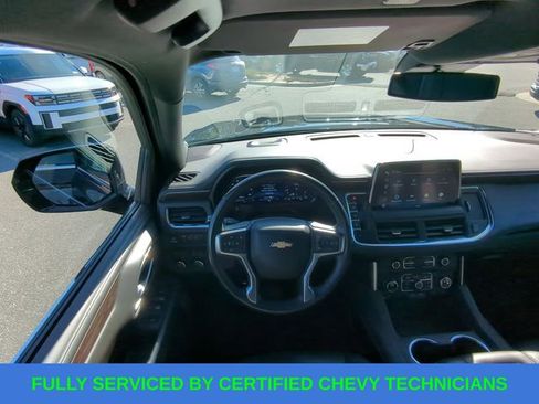 Used 2024 Chevrolet Suburban LT image 38