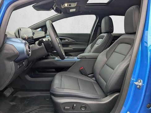 New 2026 Chevrolet Equinox EV LT image 4