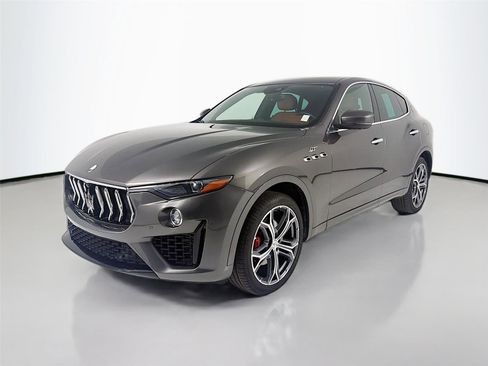 Used 2022 Maserati Levante GT image 1