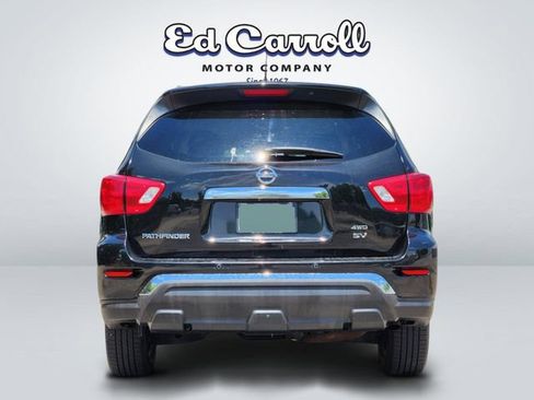 Used 2017 Nissan Pathfinder SV AWD/4WD image 6
