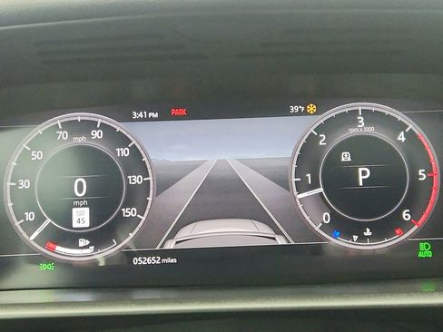 Used 2020 Land Rover Discovery HSE image 14