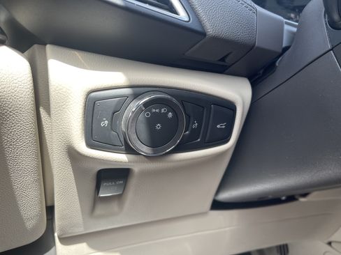 Used 2018 Lincoln MKX Reserve w/ Driver Assistance Package FWD image 21