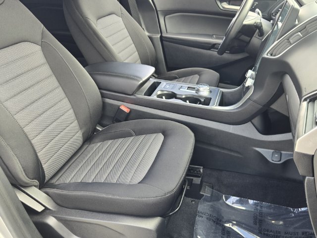Used 2024 Ford Edge SE w/ Black Appearance Package AWD/4WD image 20