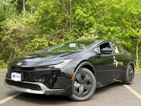 New 2026 Toyota Prius Plug-In Hybrid FWD image 1