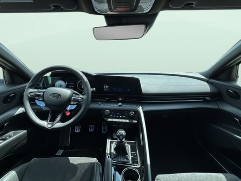 New 2026 Hyundai Elantra N FWD image 9