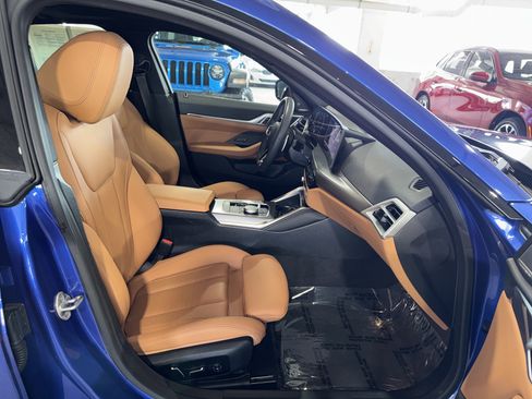 Certified 2025 BMW M440i RWD image 10