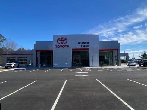 Used 2020 Toyota RAV4 Limited w/ Limited Grade Weather Package image 4