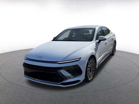 Used 2025 Hyundai Sonata SEL image 6