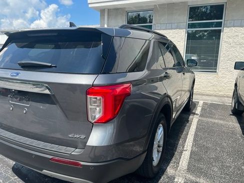 Used 2024 Ford Explorer XLT w/ Equipment Group 202A AWD/4WD image 5