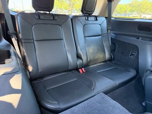 Used 2024 Lincoln Aviator 2WD w/ Premium Package image 20