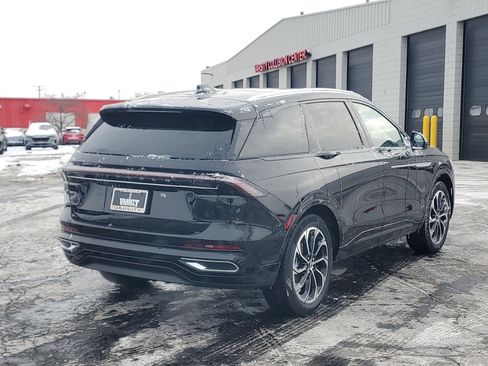 New 2026 Lincoln Nautilus Reserve image 4