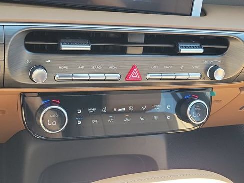 New 2026 Hyundai Palisade Calligraphy AWD/4WD image 12