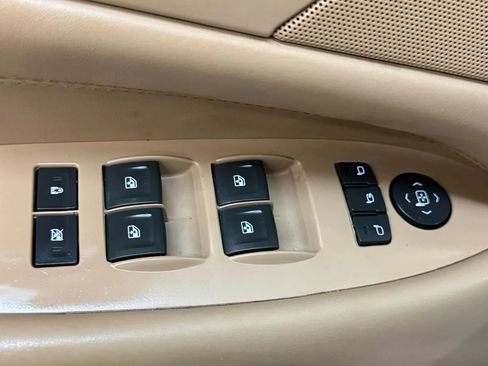 Used 2019 Cadillac Escalade Platinum w/ Escalade Sport Edition image 31