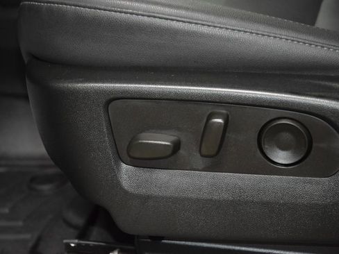 Used 2025 Chevrolet Silverado 2500 LT w/ All Star Edition image 35