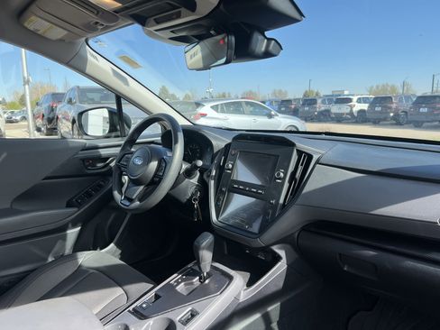 Used 2024 Subaru Crosstrek 2.0i image 17