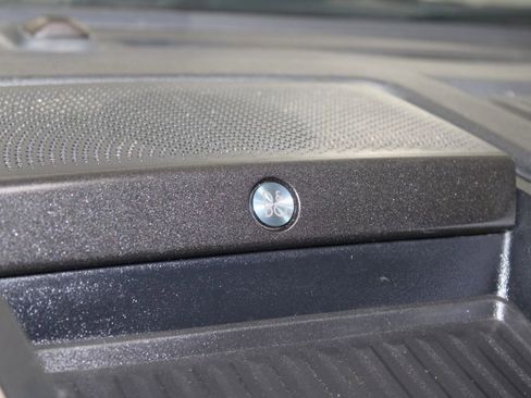 Used 2021 Ford F250 Lariat w/ Lariat Ultimate Package image 23