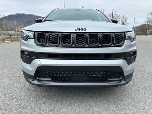 New 2026 Jeep Compass Latitude w/ Sun and Sound Group AWD/4WD image 10