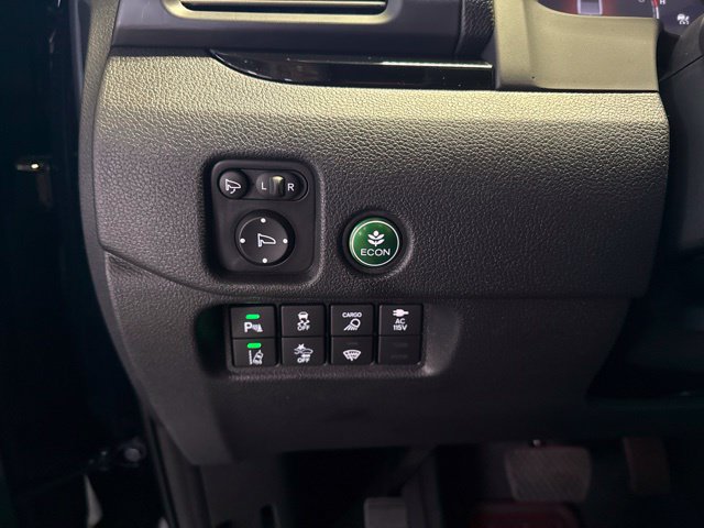 Used 2025 Honda Ridgeline Black Edition image 28
