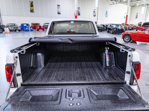 Used 1993 Chevrolet S10 Pickup 2WD Extended Cab image 36