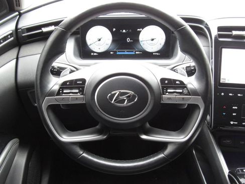 Used 2022 Hyundai Tucson Limited AWD/4WD image 25