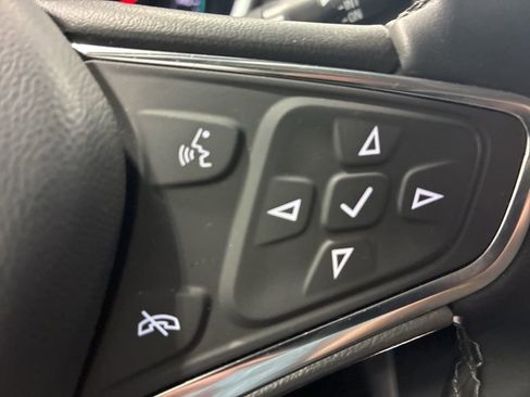 Used 2024 Chevrolet Equinox LT w/ LPO, Floor Liner Package image 25