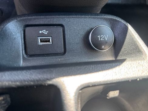 Used 2019 Ford Transit Connect XL FWD image 18