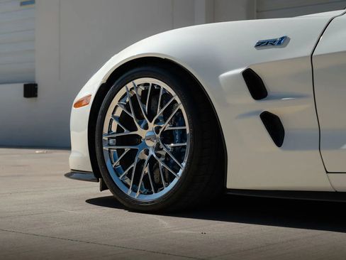Used 2010 Chevrolet Corvette ZR1 w/ Preferred Equipment Group RWD image 45