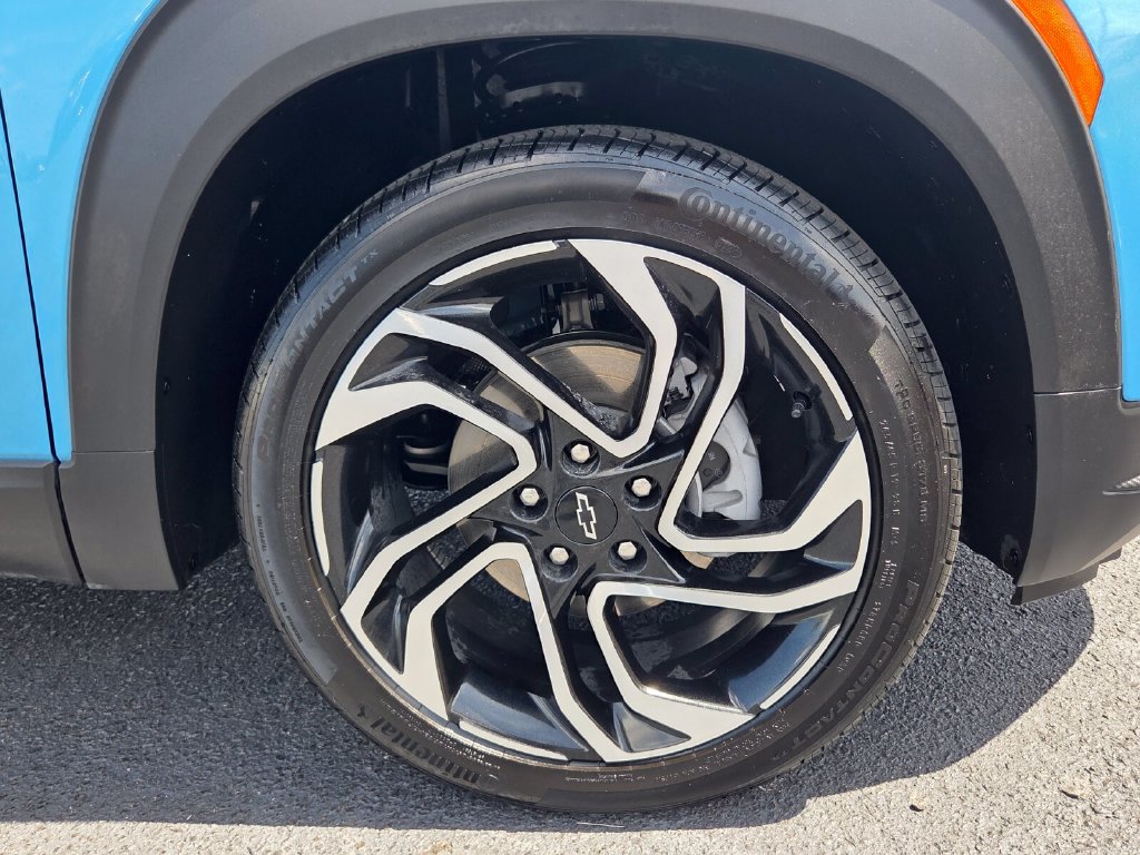 Certified 2026 Chevrolet TrailBlazer RS w/ Convenience Package FWD image 11