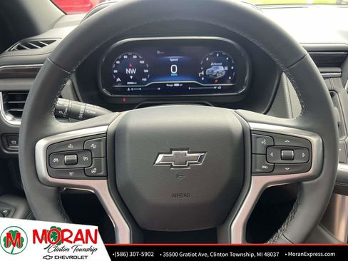 Certified 2023 Chevrolet Tahoe Z71 w/ Luxury Package AWD/4WD image 22