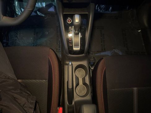 New 2025 Nissan Versa SR w/ Trunk Package image 23