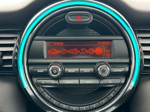 Used 2016 MINI Cooper 2-Door Hardtop image 22