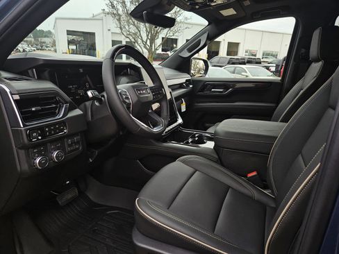 New 2026 GMC Yukon XL Elevation w/ Elevation Premium Package image 7