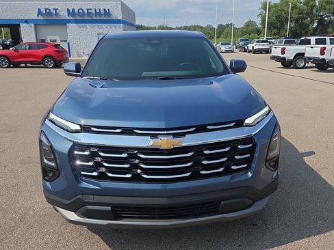 Used 2025 Chevrolet Equinox LT w/ Safety and Technology Package FWD image 9