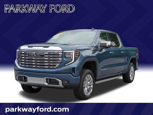 Used 2024 GMC Sierra 1500 Denali AWD/4WD image 1