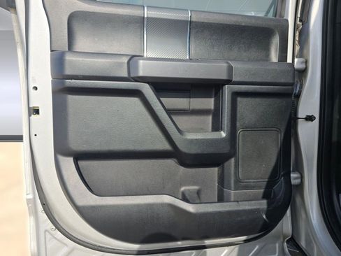 Used 2018 Ford F150 XLT w/ Equipment Group 302A Luxury image 19