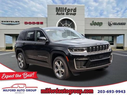 New 2026 Jeep Grand Cherokee Limited AWD/4WD image 1