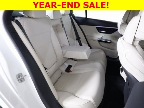 Used 2025 Mercedes-Benz C 300 4MATIC Sedan image 46