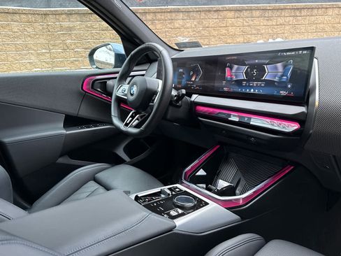 Certified 2025 BMW X3 xDrive30i image 8