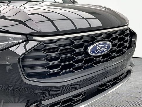 Certified 2025 Ford Escape ST-Line Elite AWD/4WD image 28
