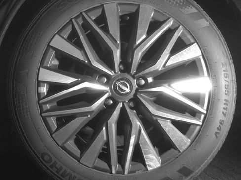 Used 2025 Nissan Altima 2.5 SV image 14