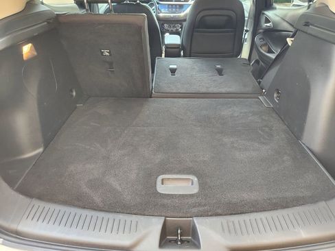 Used 2020 Buick Encore GX Select image 31