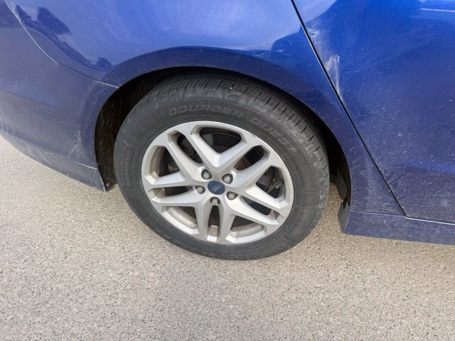 Used 2013 Ford Fusion SE FWD image 12