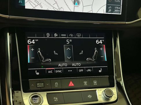 Used 2023 Audi Q7 2.0T Premium Plus w/ Premium Plus Package AWD/4WD image 2