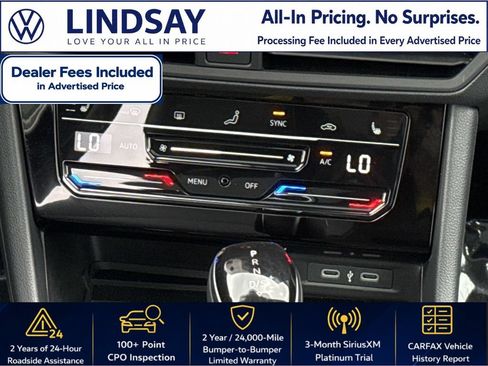 Used 2025 Volkswagen Jetta SE w/ Sunroof Package FWD image 17