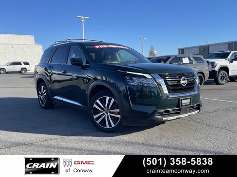 Used 2023 Nissan Pathfinder Platinum image 1