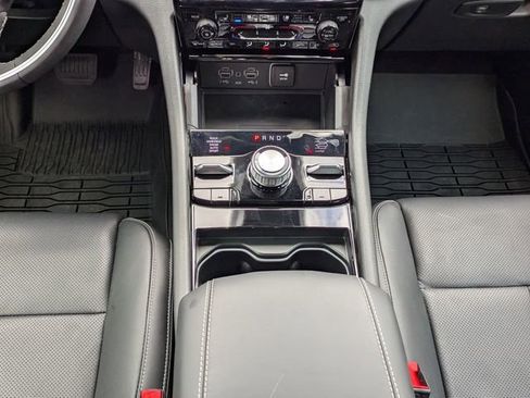 Used 2025 Jeep Grand Cherokee L Overland w/ Luxury Tech Group IV image 21