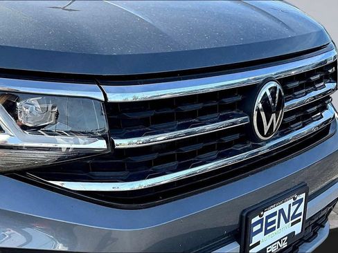 Used 2023 Volkswagen Atlas Cross Sport SE AWD/4WD image 28