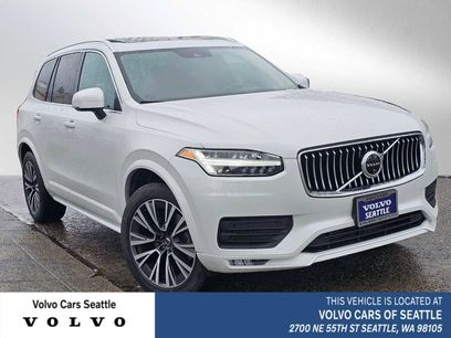 Used 2022 Volvo XC90 T6 Momentum w/ Advanced Package